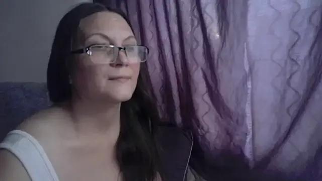 Nemia_Long from StripChat is Freechat