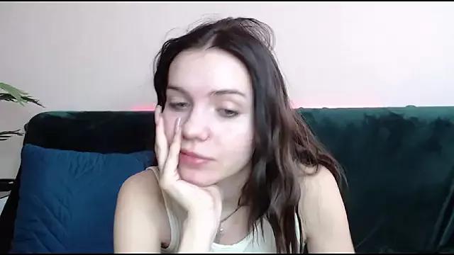 Ripestrawberry from StripChat is Freechat