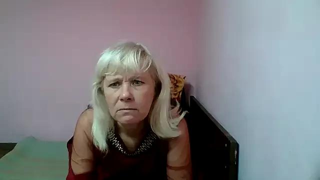 sakura_blonde from StripChat is Freechat