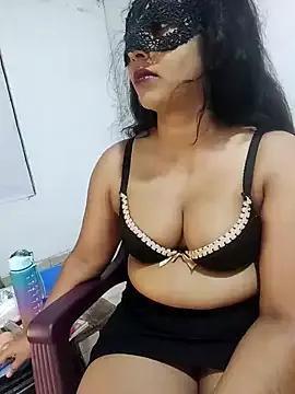 Sexy-Monikaa model from StripChat