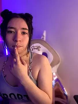 Sophie_LS from StripChat is Freechat