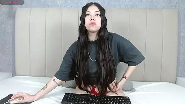 sophie_shine from StripChat is Freechat