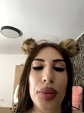 Sophiejoy from StripChat is Freechat