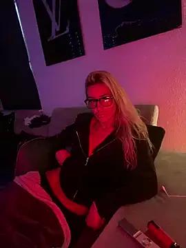 Spicy_Sofia_ from StripChat is Freechat