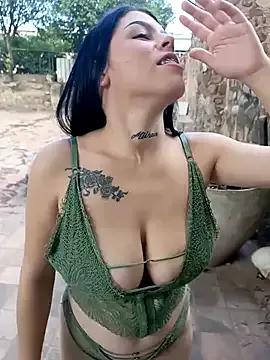 the_titis_outdoors from StripChat is Freechat