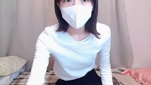 uni_JP from StripChat is Freechat