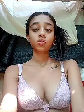 Zoe_Sweett18 from StripChat is Freechat