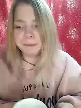 Zuli_Kiska from StripChat is Freechat